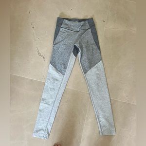 Outdoor voices size m grey leggings